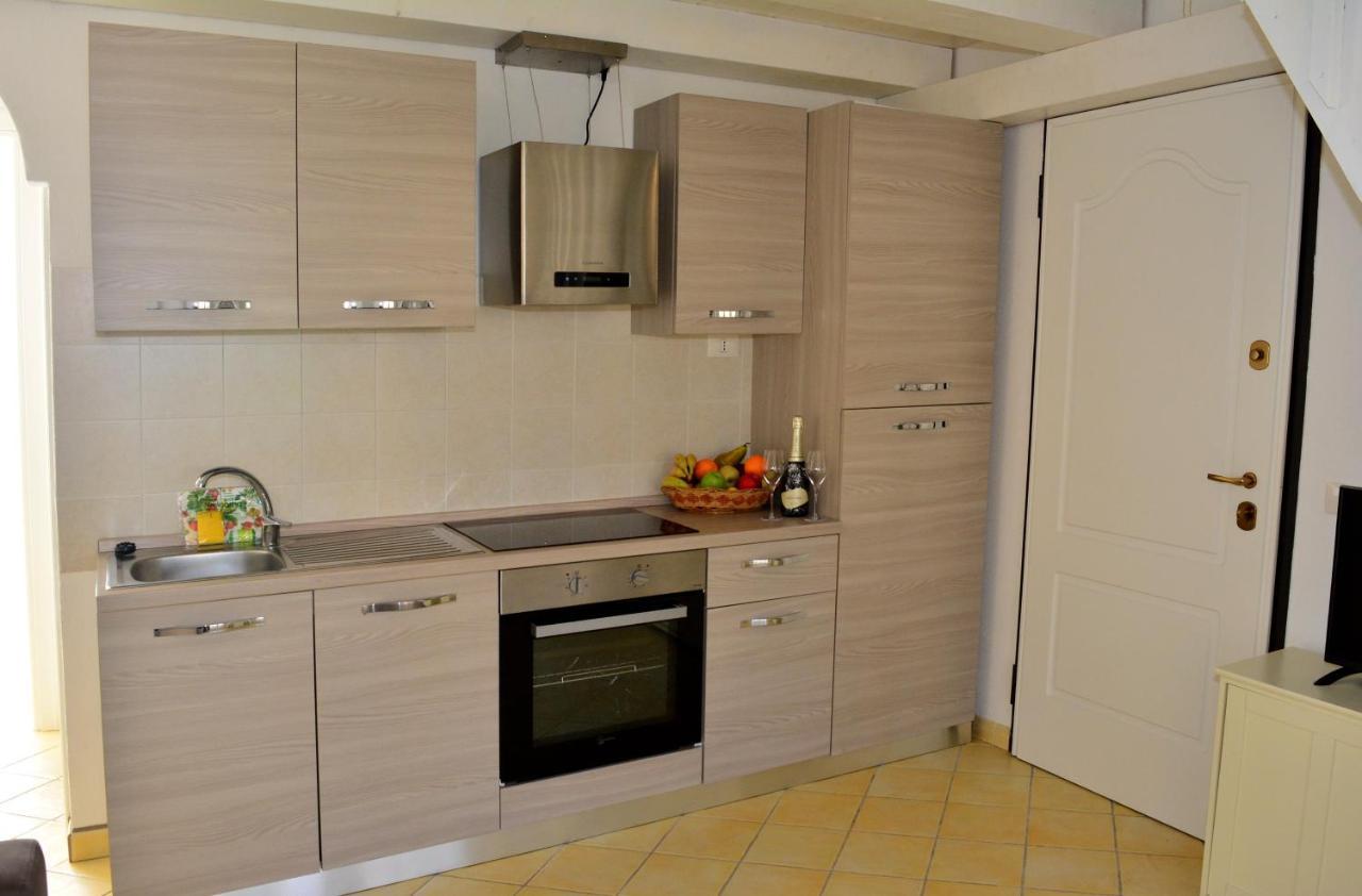 Appartamenti Residence Zodiaco Порто-Поццо Экстерьер фото